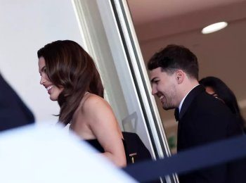 Iris Mittenaere & Antoine Dupont : Le couple que personne n'attendait et qui fait rêver !